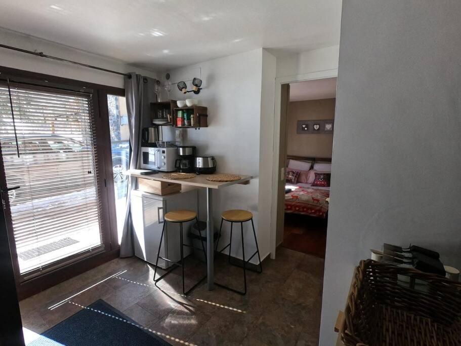 Petit Studio Cosy Saint-Pierre-dels-Forcats Extérieur photo